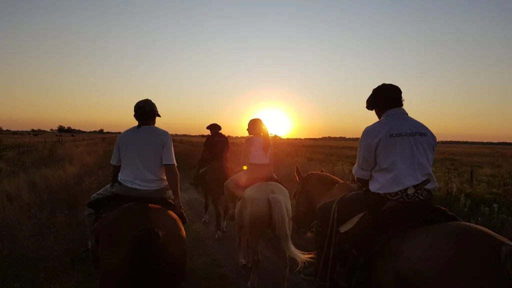 Verano 2020 · Cabalgatas del Indio